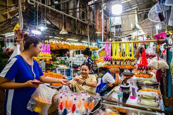 Bangkok Electric Tuk Tuk: Thonburi, Wang Lang & Food Tour - Five things to know before you book