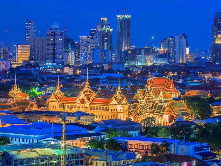 Bangkok: Evening Tour with Wat Arun, Wat Pho & Tuk Tuk Ride - The ferry crossing to Wat Arun