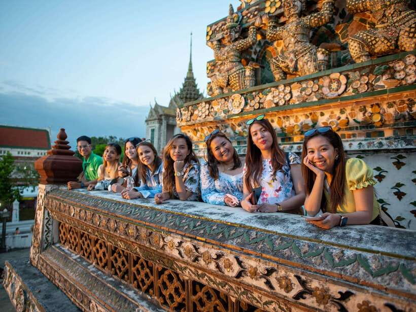 Bangkok: Evening Tour with Wat Arun, Wat Pho & Tuk Tuk Ride - What $41 gets you