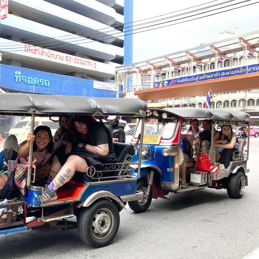 Bangkok: explore Wat Pho + tuk tuk sightseeing - Starting at MRT Sanam Chai and Museum Siam