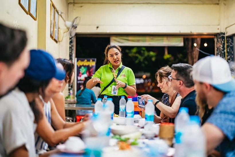 Bangkok: Midnight Food Tour by Tuk-Tuk - Six stops, more than ten tastings, and a full stomach