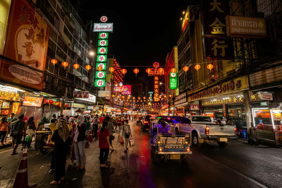 Bangkok: Private Tuk-Tuk Night Tour, River Boat & Eats - Why Bangkok works so well after sunset