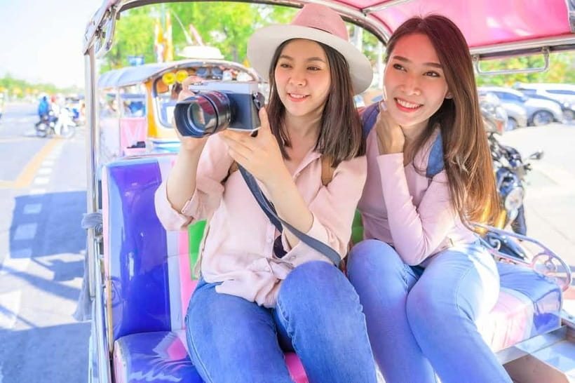 Bangkok Tuk-Tuk City Sightseeing Tour - Grand Palace views and the royal center