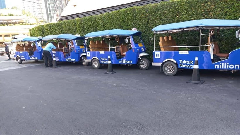 Bangkok: Tuk Tuk Day Pass App & Boat Chao Phraya River - Siam: Bangkok’s modern city center