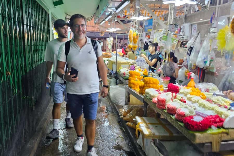 Bangkok Tuk Tuk Night Tour with Chinatown visit - Who should book this tour
