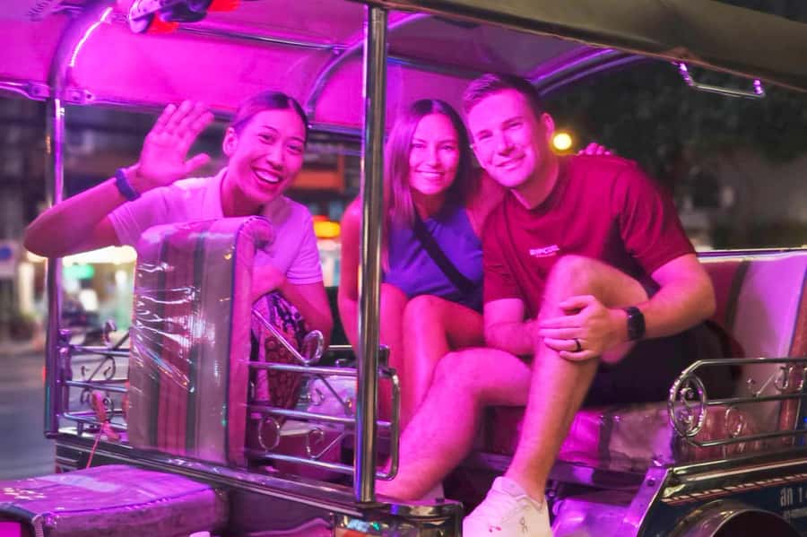Bangkok Tuk Tuk Night Tour with Chinatown visit - A tuk tuk ride through the nighttime city