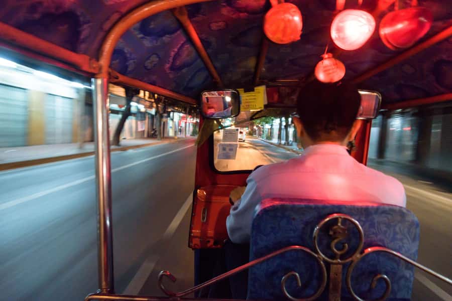 Bangkok Tuk Tuk Night Tour with Chinatown visit - Khaosan Road is the evening’s optional finale