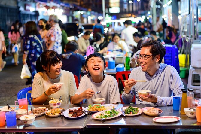 Bangkok Tuk-Tuk Tour by Night with Chinatown Street Food Meal - Pak Khlong Talat shows Bangkok’s working side