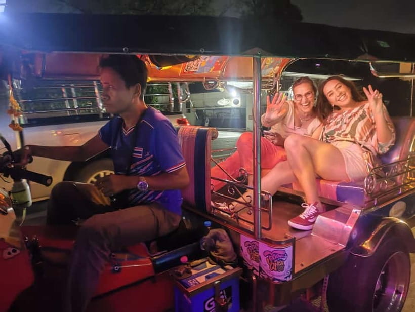 Bangkok Tuk Tuk Tour with Hotel Pick up and Dinner - Why a tuk tuk works so well in Bangkok