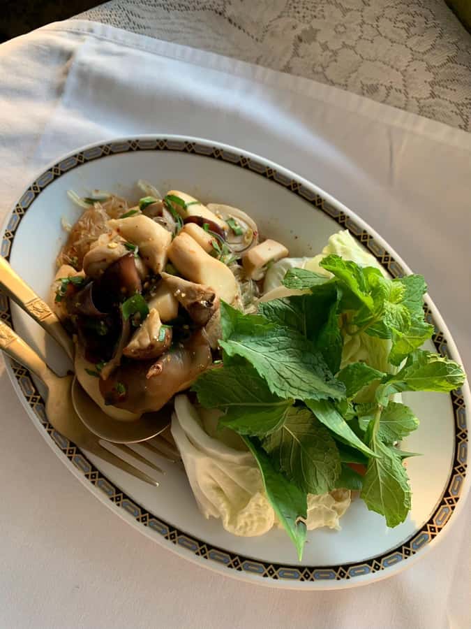 Bangkok: Vegetarian Food Tour with Tuk Tuk Ride - Chinatown markets and the ingredients behind Thai food