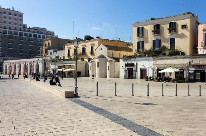 Bari Street Food Tour by Rickshaw - Key points at a glance