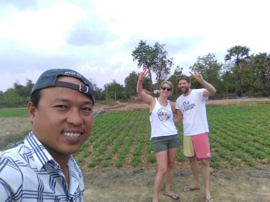 Battambang family tuktuk tour BambooTrain/Wat Banan/Bat cave - Key points at a glance