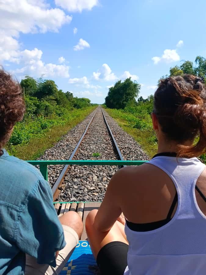 Battambang family tuktuk tour BambooTrain/Wat Banan/Bat cave - Phnom Sampeau and the 800-step mountain