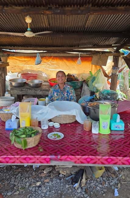 Battambang: Morning Tuk Tuk Food Tour of Our Iconic Dishes - What the reviews add to the picture
