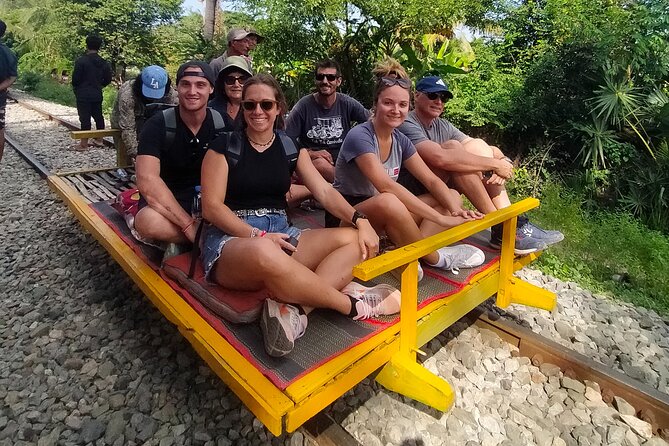 Battambang Tuk Tuk tour: Bambootrain, Killing & Bat Caves,Sunset - Waiting for the bats at sunset