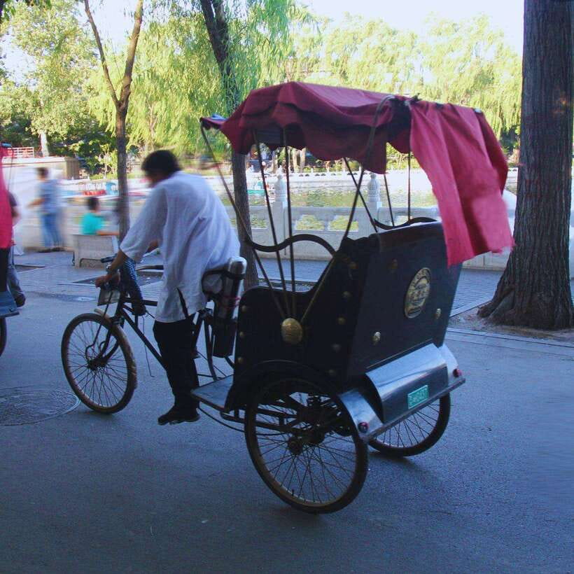 Beijing: Hutong Private Tour - Rickshaw Ride & English Guide - Lotus Market, Yinding Bridge, and Houhai