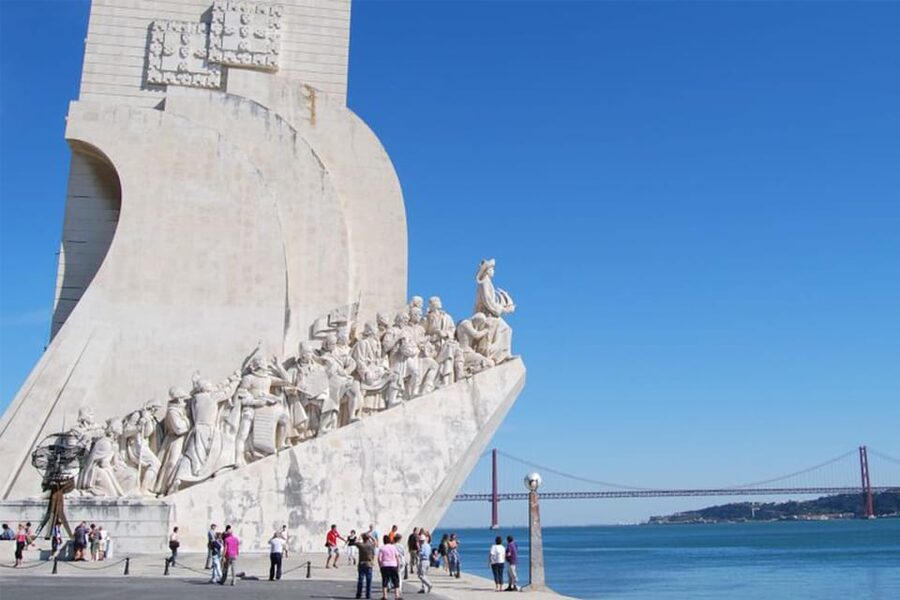 Belem: 4-HOUR Guided Tuk Tuk Tour in Historic BELEM - Monument to the Discoveries and the river views