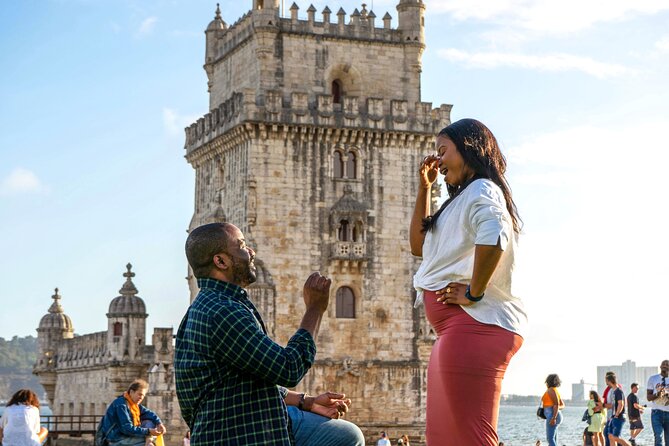 Belém in 2h: History, Monuments and Pastries by Tuk Tuk - Jerónimos Monastery and Manueline detail