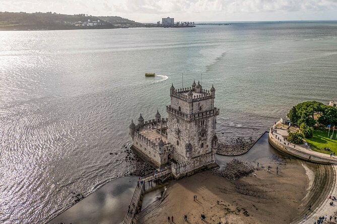 Belém in 2h: History, Monuments and Pastries by Tuk Tuk - LX Factory adds modern Alcântara
