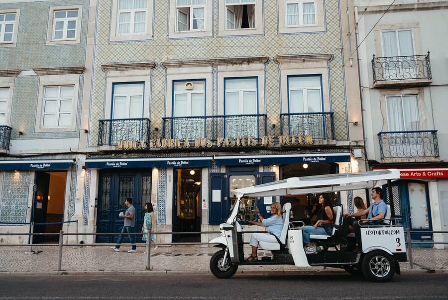 Belém: Private City Tour by Eco Tuk Tuk - Jerónimos Monastery and Manueline detail