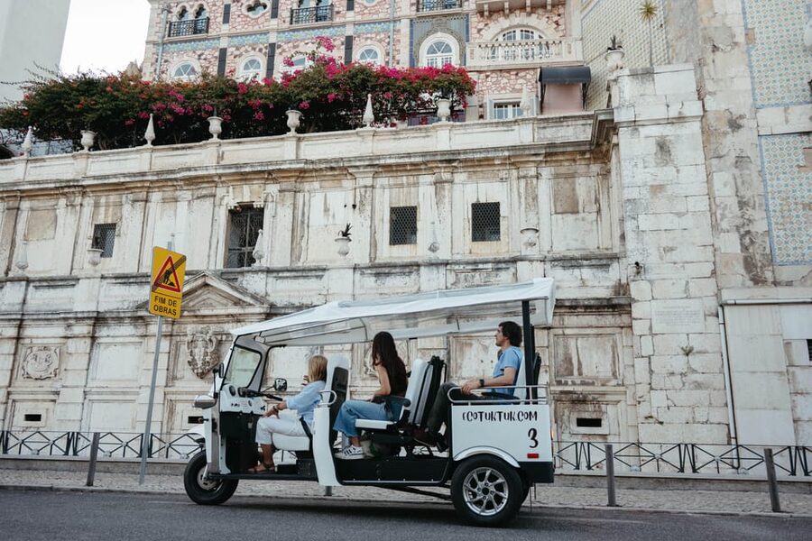 Belém: Private City Tour by Eco Tuk Tuk - What the two-hour schedule really gives you