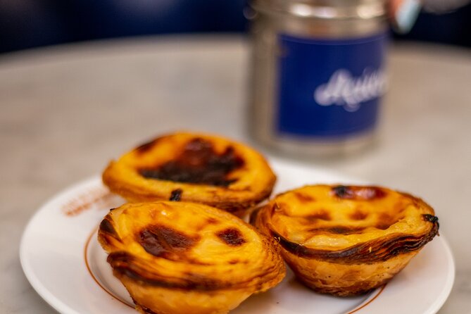 Belém Private Tuktuk Tour - Pastéis de Belém and the first taste of the route