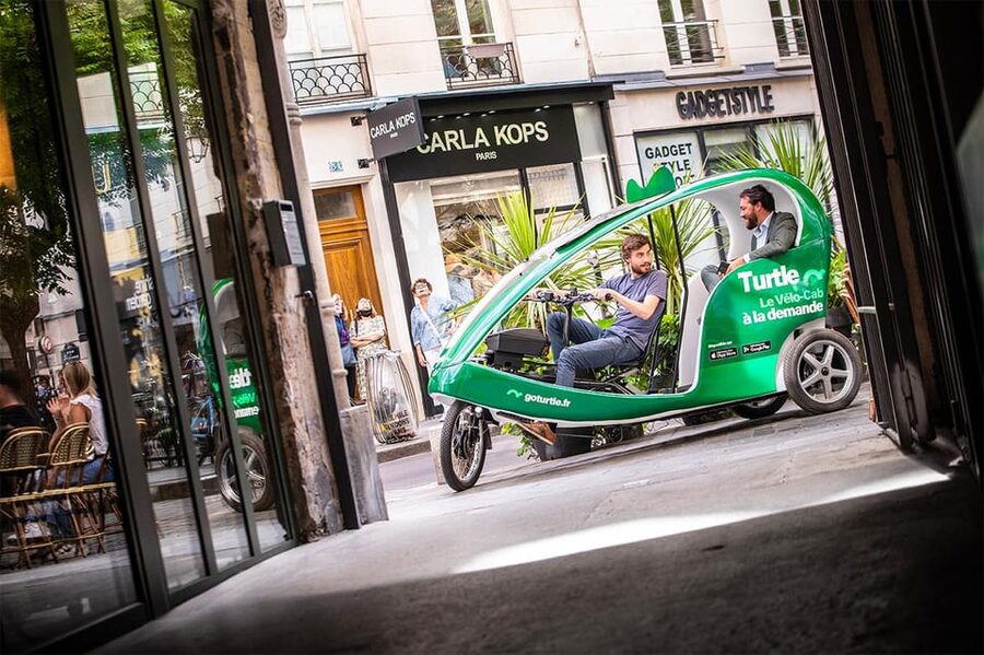 Best of Paris Private Rickshaw bike Tour with guide - Place Vendôme, Palais Garnier, and the return to the Louvre