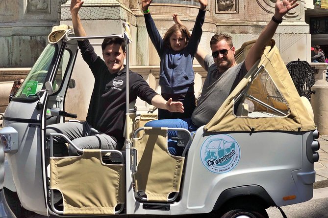 Best of Vienna Tour in TUK TUK! - Seeing 10 to 15 major sights in about an hour