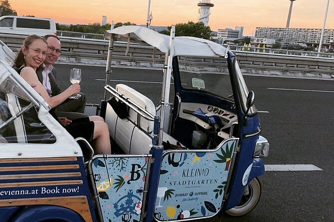 Best of Vienna Tour in TUK TUK! - Weather and cancellation rules