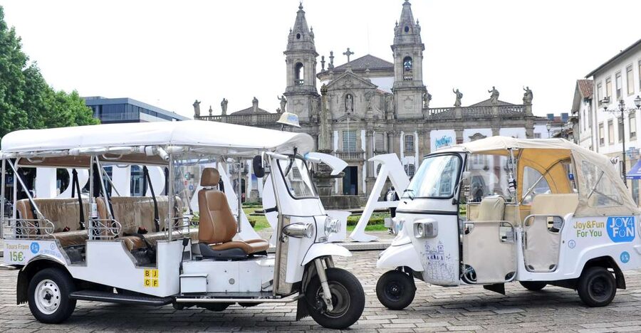 Braga: Tuk Tuk City Tour - Roman Braga at the Thermae and Carvalheiras