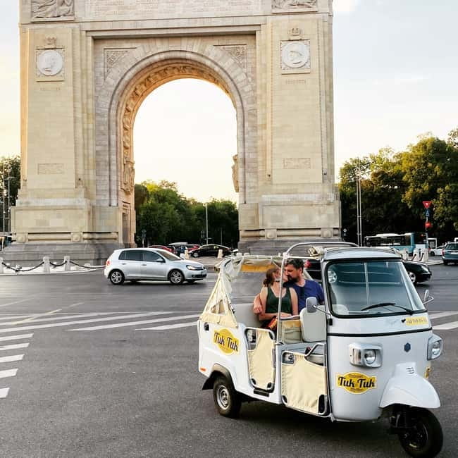 Bucharest: Best of Bucharest Private Tuk-Tuk Tour - The Triumphal Arch and the northern route