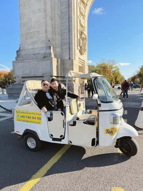 Bucharest: Best of Bucharest Private Tuk-Tuk Tour - What the guides add to the ride