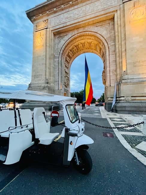 Bucharest: Best of Bucharest Private Tuk-Tuk Tour - Starting in Old Town and crossing Bucharest