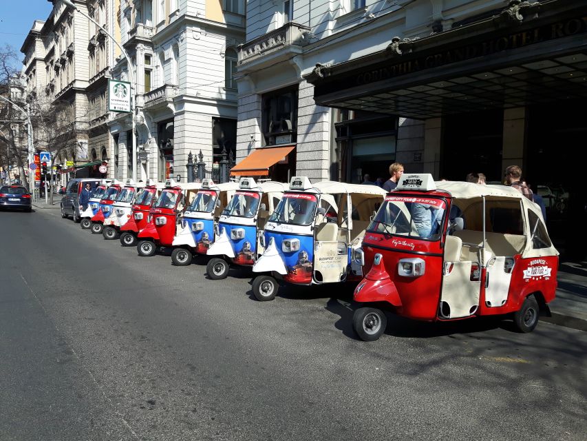 Budapest: Private City Tuk-Tuk Tour & Boat Cruise - The Castle District and its hilltop views