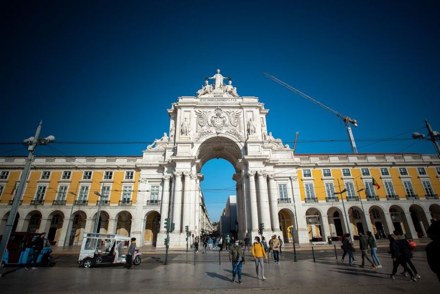 Burguês: Lisbon City Center Private Tuk Tuk Tour - What the $165 price really gets you