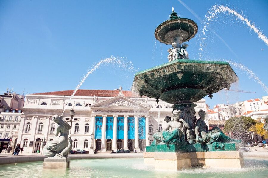 Burguês: Lisbon City Center Private Tuk Tuk Tour - Rossio Square and the rebuilt lower city