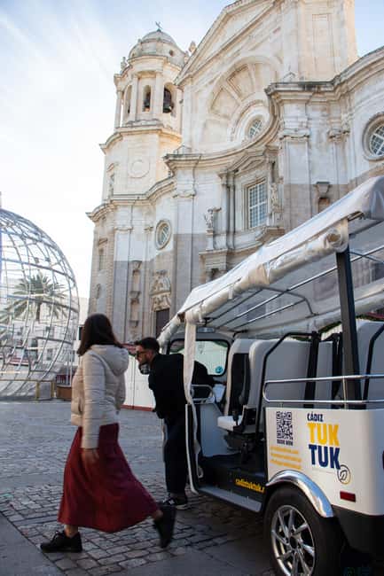 Cádiz TukTuk Tour with Audioguide - Starting at Muelle Alfonso XIII