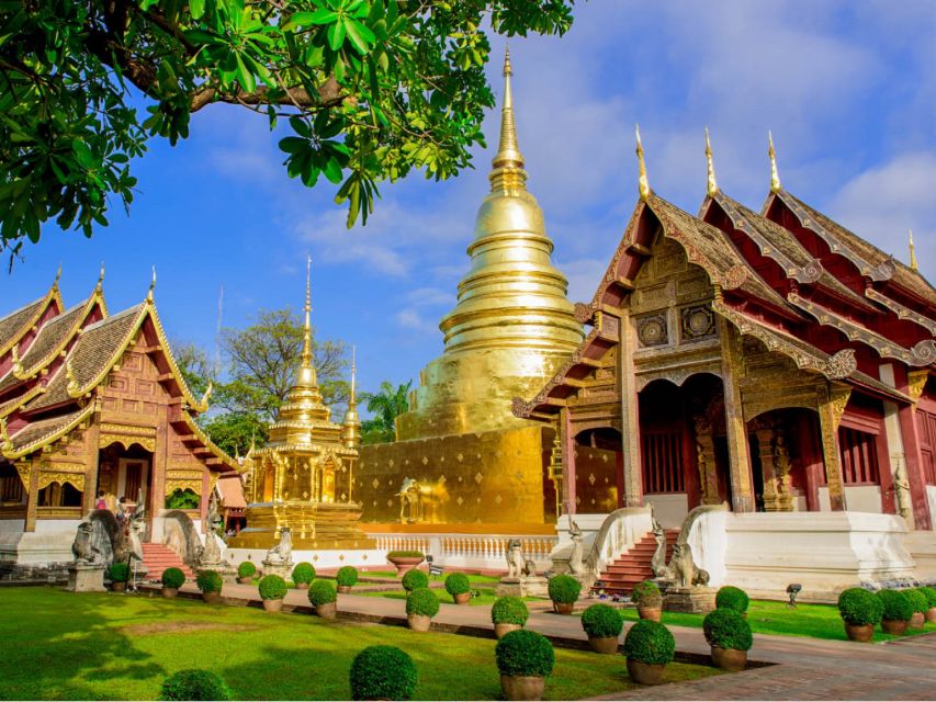 Chiang Mai: Private Tuk Tuk Tour of City Temples With Pickup - Why a tuk tuk works well in Chiang Mai’s old city