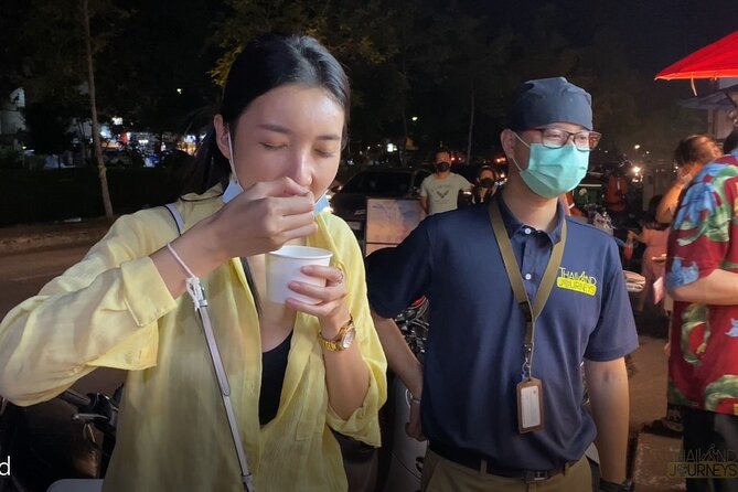 Chiang Mai Street Food Tour by Tuk Tuk with Pick Up - Wat Phra Singh in the old city