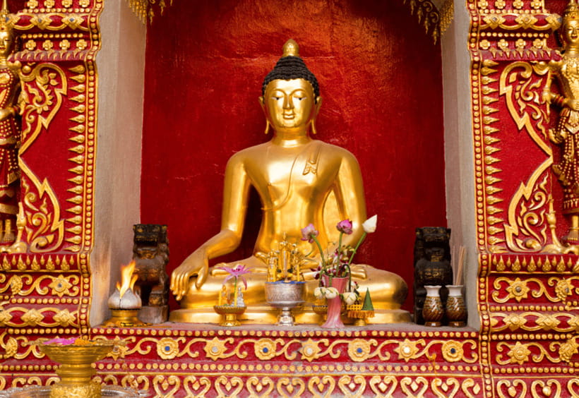 Chiang Mai Tuk Tuk: Old City Private Day Tour - Wat Phra Singh and Lanna style