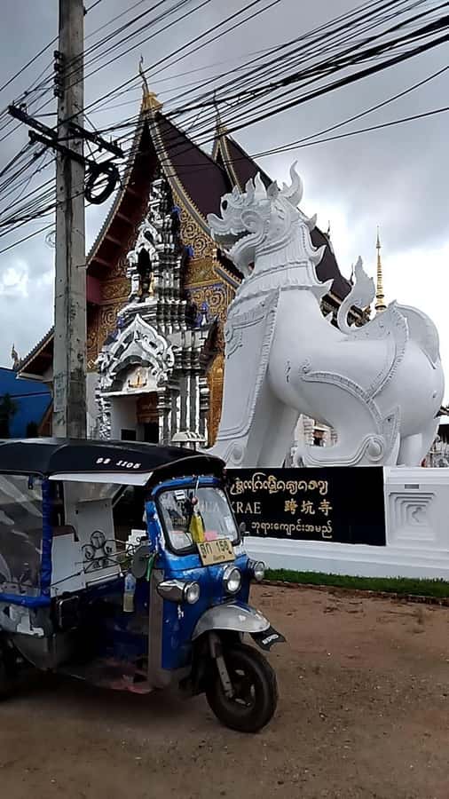 Chiang Rai: Full Day Sightseeing Tuk-Tuk Tour - What the eight-hour day feels like