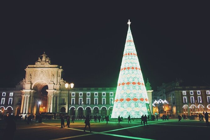 Christmas Lights Lisbon Tour with a Local in Private Eco Tuk Tuk - Key points before you book