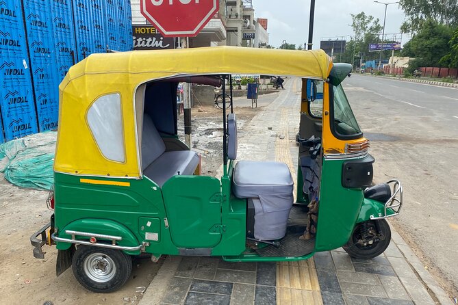 City tour, Agra 8 hours tuk- tuk/ Rickshaw ride - Agra Bazaar brings the day back to daily life