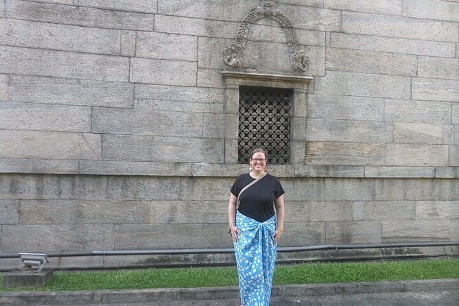 Colombo by Tuk Tuk – Sightseeing Entry Fees included - Pettah: Colombo at street level