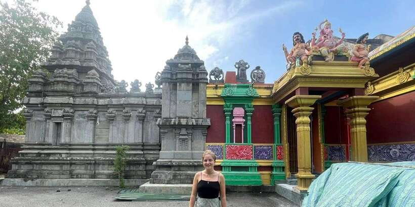 Colombo: City Highlights Guided Private Tour by Tuk Tuk - Independence Square and the Dutch Hospital