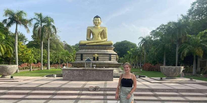 Colombo: City Highlights Guided Private Tour by Tuk Tuk - What is included and what costs extra