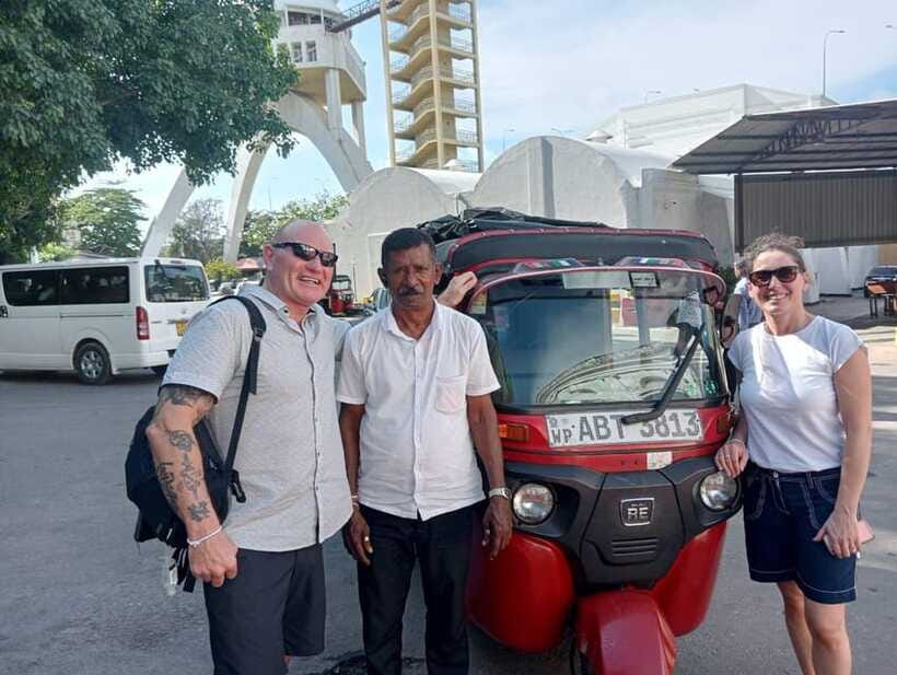 Colombo City Tour by Tuk Tuk - Gangaramaya Temple and the final religious stop