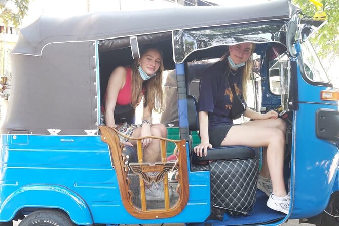 Colombo City Tour by Tuk Tuk Morning and Evening - Gangaramaya Temple: Colombo’s busiest religious stop