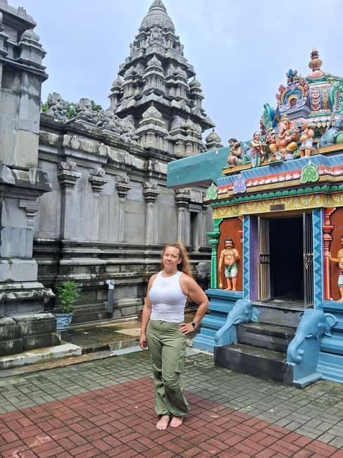 Colombo Heritage &Culture City Tour by Tuk Tuk ALL INCLUSIVE - Lotus Tower gives you the biggest view