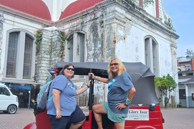 Colombo local Food Tour &City Tour by TukTuk All food Included - Pettah and the sweet water of king coconut